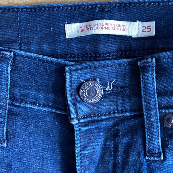 Levi’s Mile High Super Skinny - Picture 2 of 3